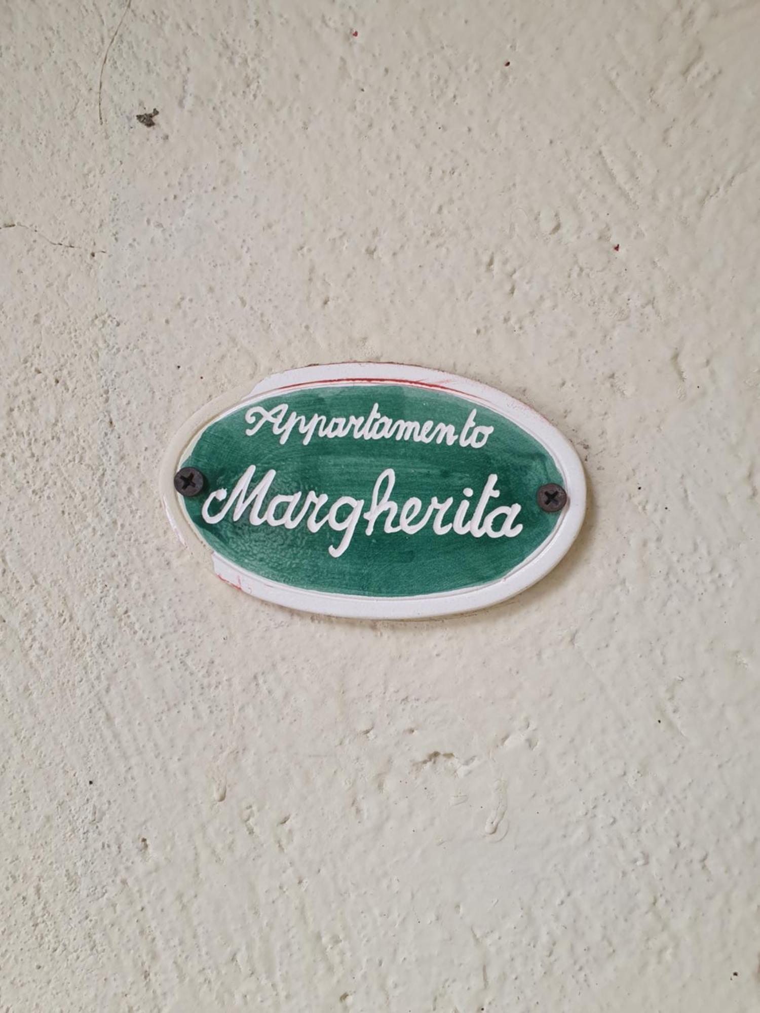 Appartamenti Vacanze E Camere Roccetta Fiorita Pettenasco Habitación foto